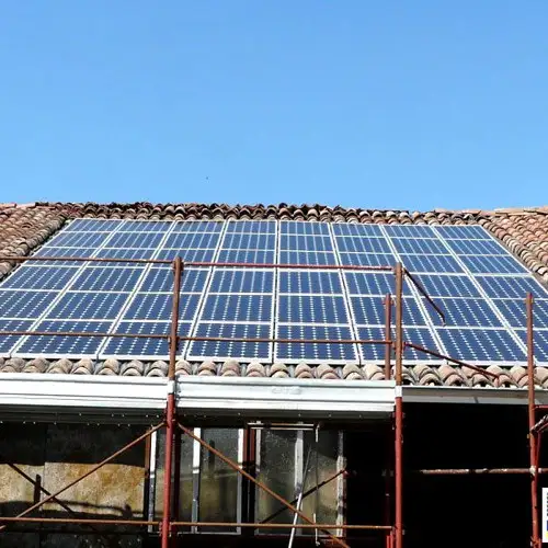 <h1>Impianti fotovoltaici per edifici ad utilizzo agricolo</h1>